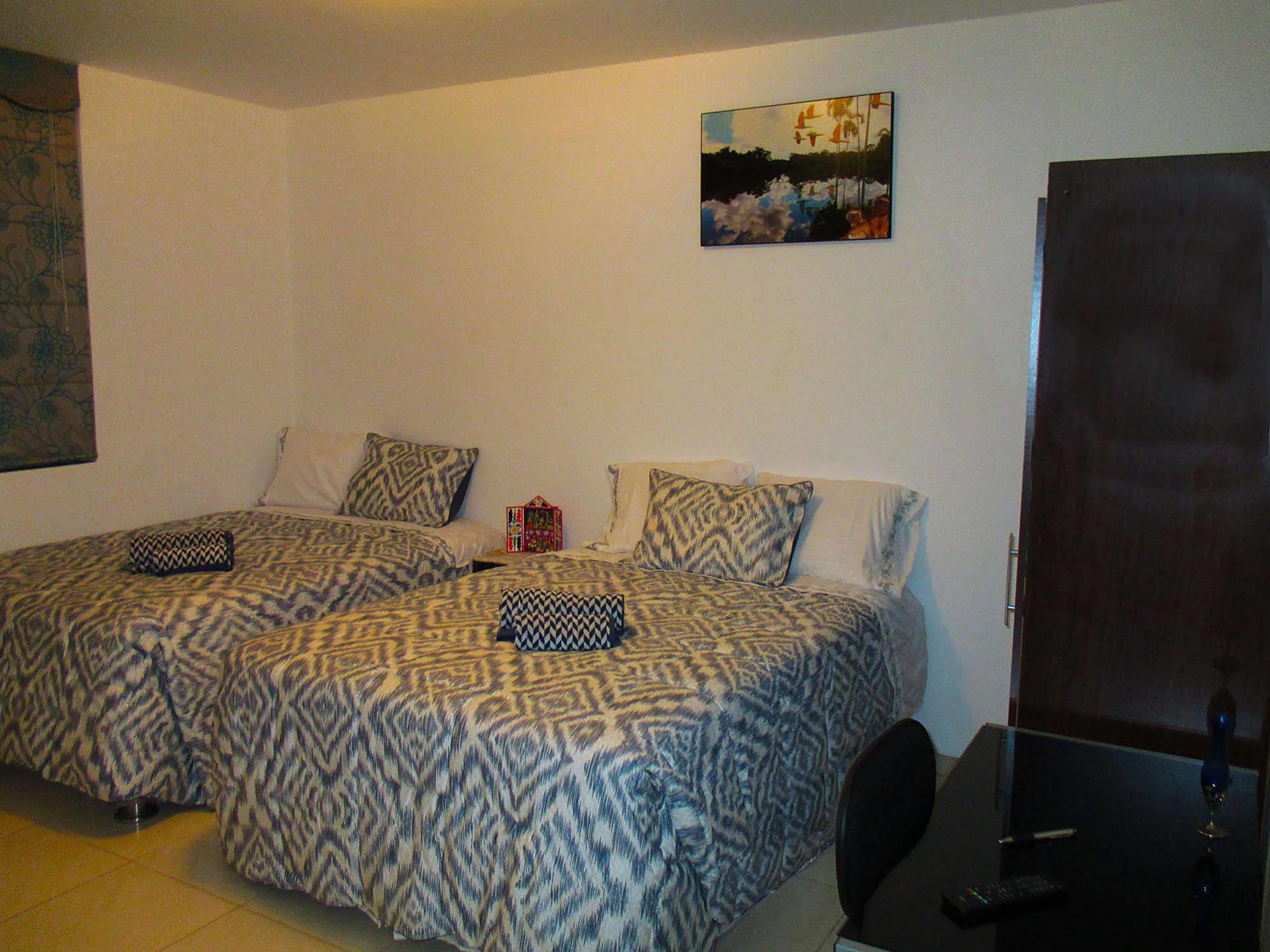 Magicperu Apart Hotel Trujillo Exteriör bild